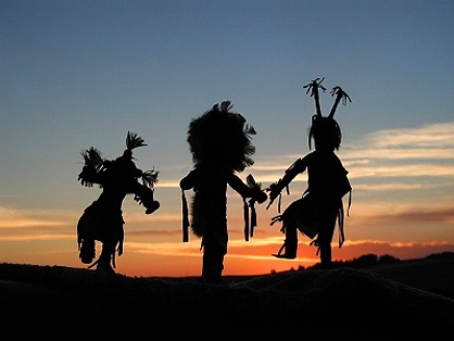 Native-American-dancers.jpg